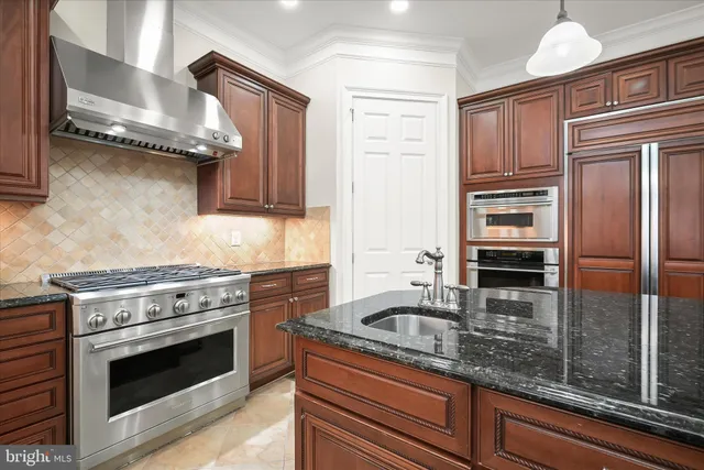 $1,975,000 | 14242 Meadow Lake Drive, Glenelg, MD 21737