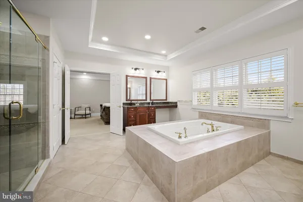 $1,900,000 | 14242 Meadow Lake Drive, Glenelg, MD 21737
