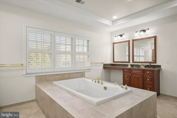 $1,900,000 | 14242 Meadow Lake Drive, Glenelg, MD 21737