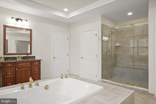 $1,900,000 | 14242 Meadow Lake Drive, Glenelg, MD 21737