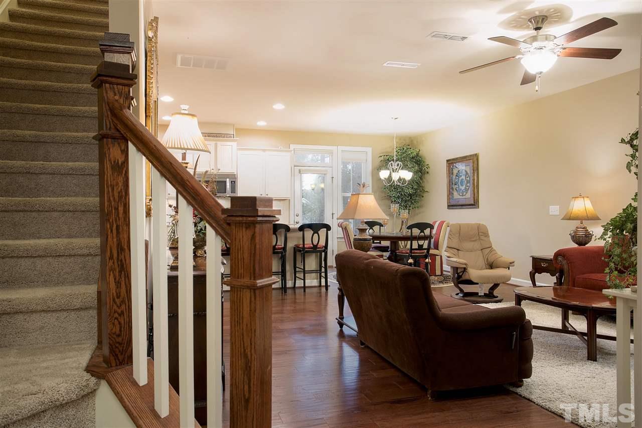 2452 Pecan Ridge Way Apex, NC 27502 - Photo 8 of 24 Gallery Image 8