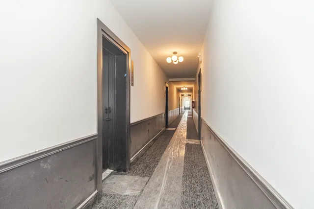 $2,350 | 2718 North Hampden Court, Unit 412, Chicago, IL 60614