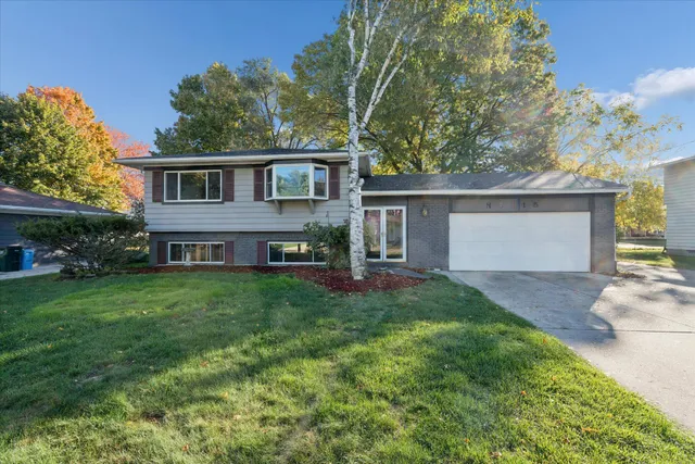 $250,000 | 6115 Lerner Way, Lansing, MI 48911