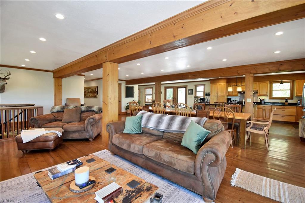 185 Edmiston Road Boomer, NC 28606 - Photo 11 of 48 Gallery Image 11