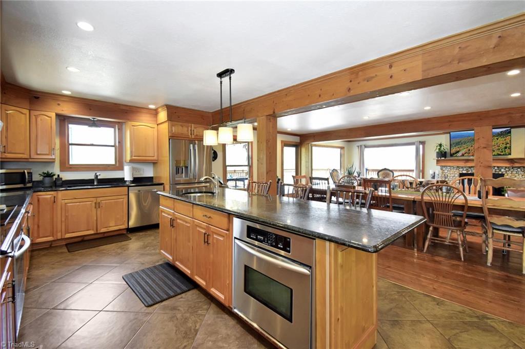 185 Edmiston Road Boomer, NC 28606 - Photo 5 of 48 Gallery Image 5