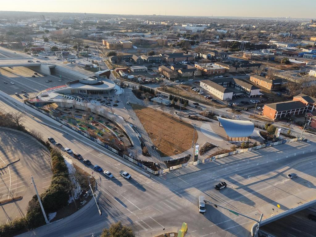 227 South Cliff Street Dallas, TX 75203 - Photo 10 of 10 an aerial view of residential houses with outdoor space