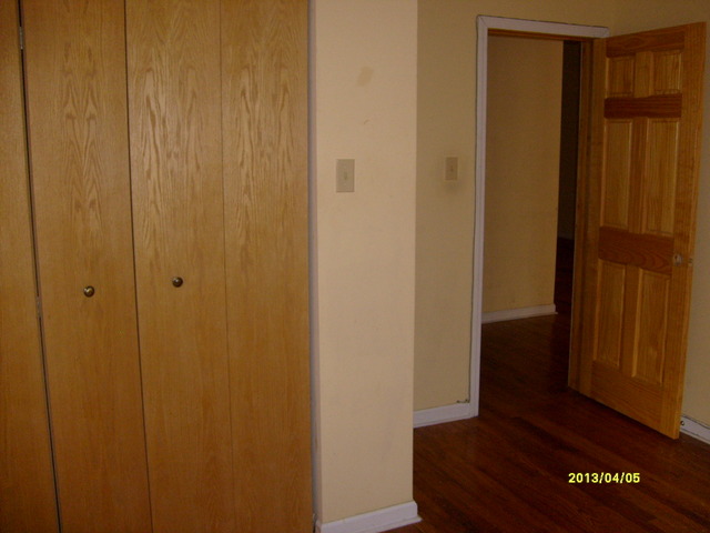 4810 South Prairie Avenue, Unit 2N Chicago, IL 60615 - Photo 6 of 15 a view of cupboard