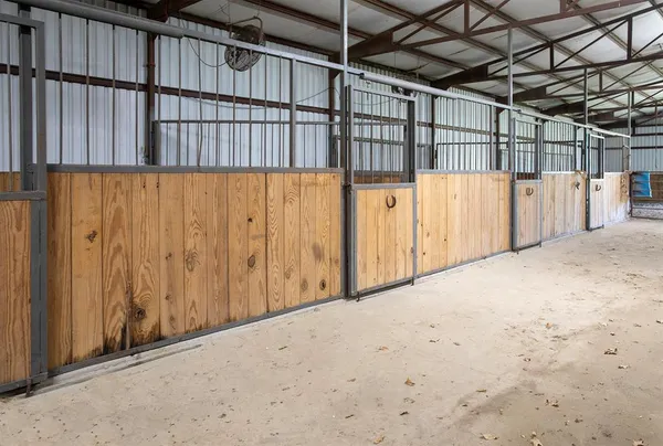 a view of a garage