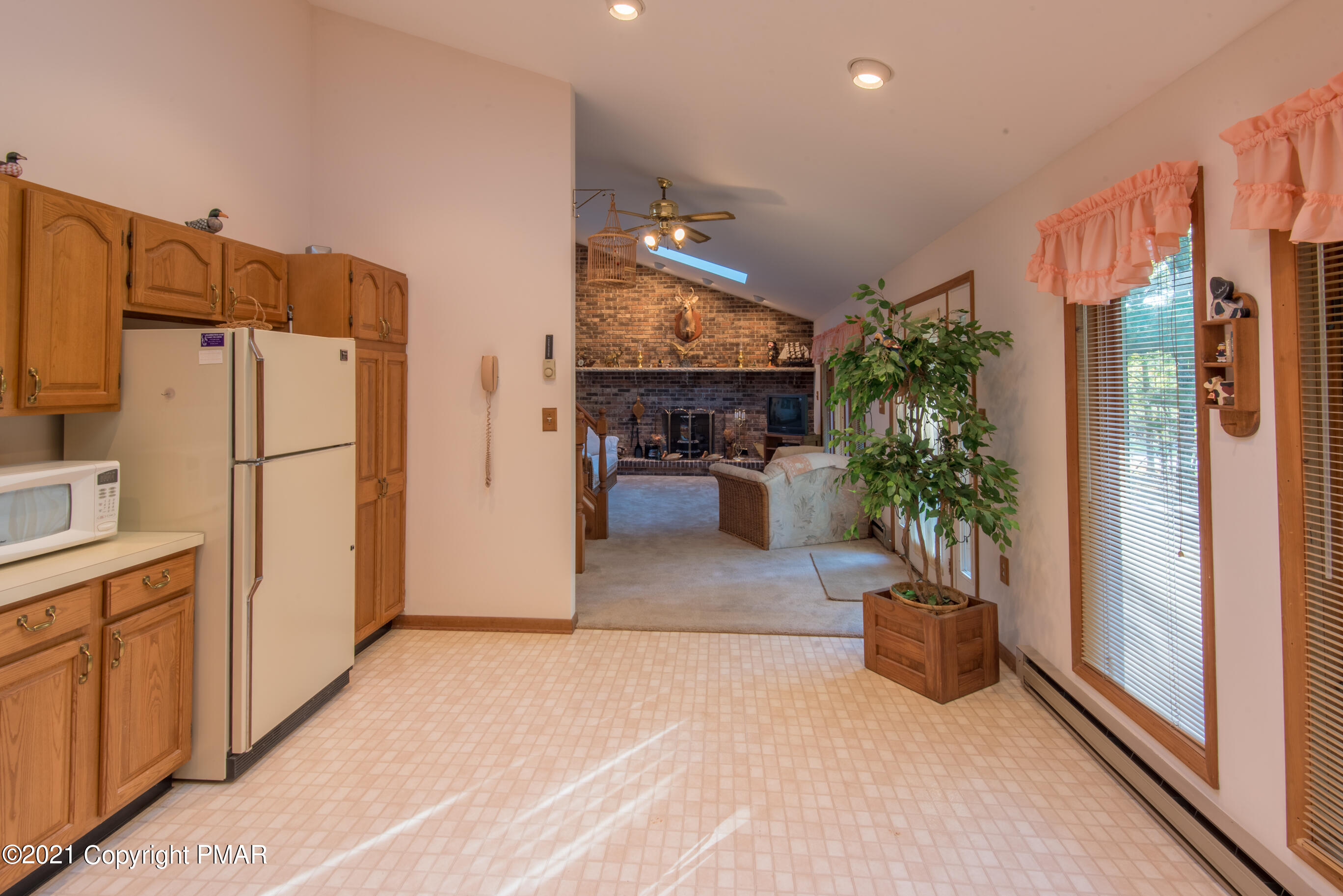 2139 Village Road Effort, PA 18330 - Photo 12 of 33 _VIL4891-HDR