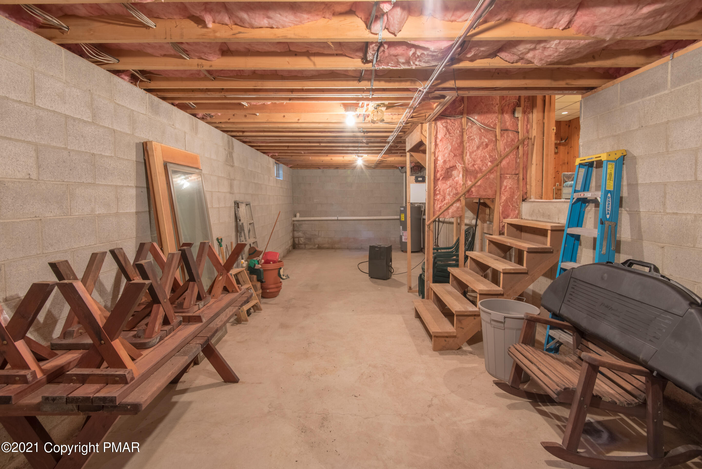 2139 Village Road Effort, PA 18330 - Photo 20 of 33 _VIL4930-HDR