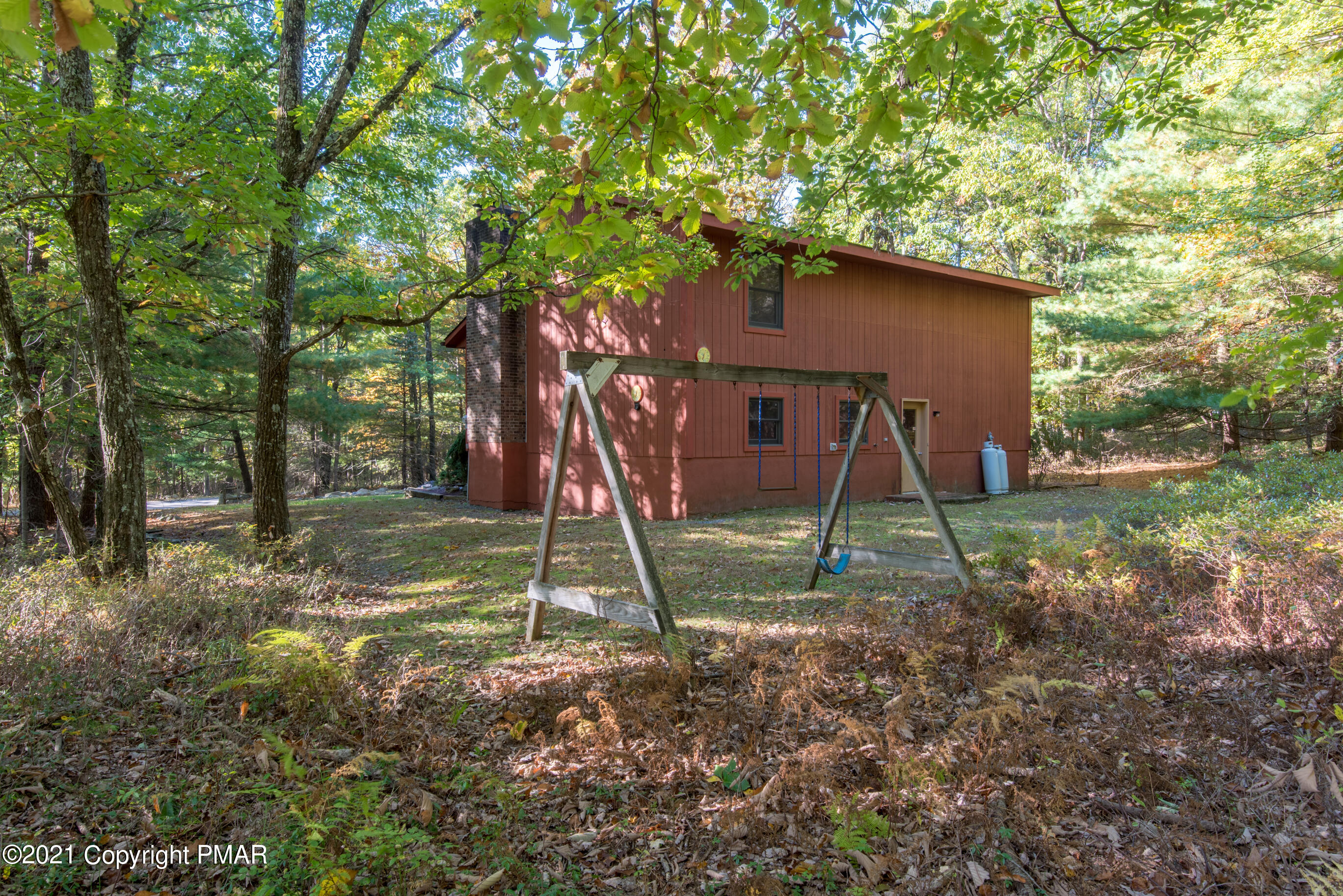 2139 Village Road Effort, PA 18330 - Photo 24 of 33 _VIL4942-HDR