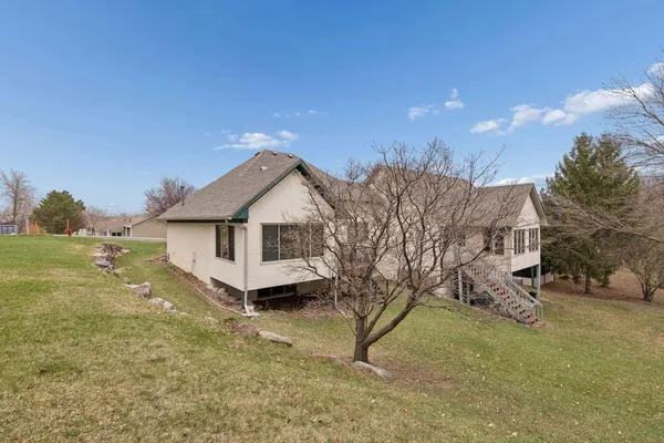 $389,000 | 625 East 1st Street, Waconia, MN 55387