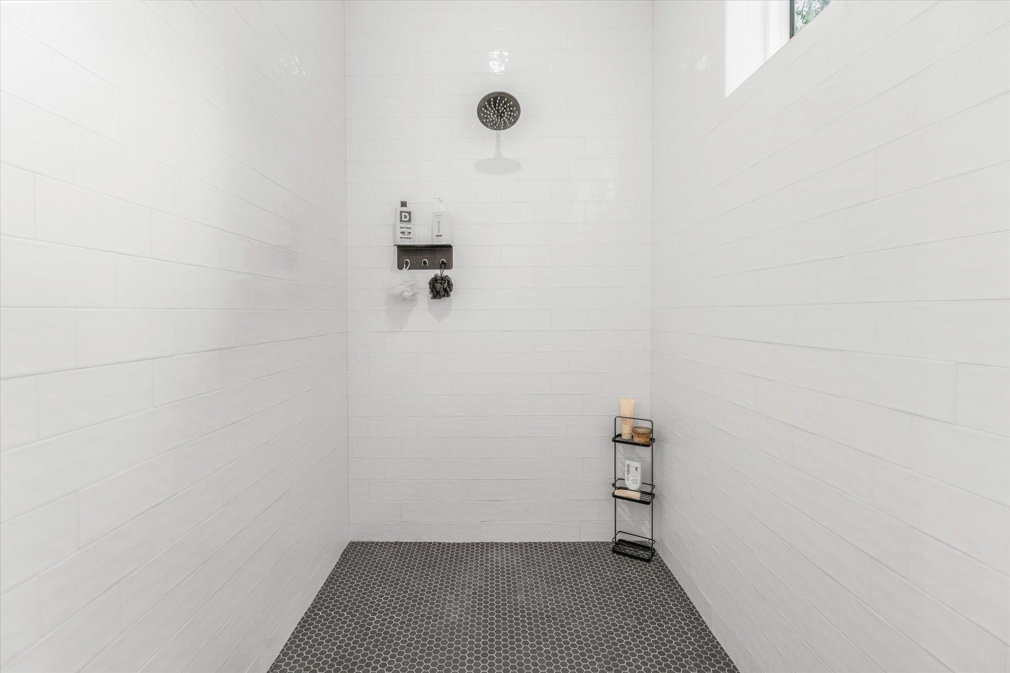 29318 Grandview Manor Yulee, FL 32097 - Photo 29 of 68 Full bath featuring a tile shower