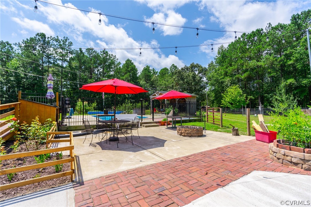 17000 Jolly Road Disputanta, VA 23842 - Photo 5 of 50 Large Patio