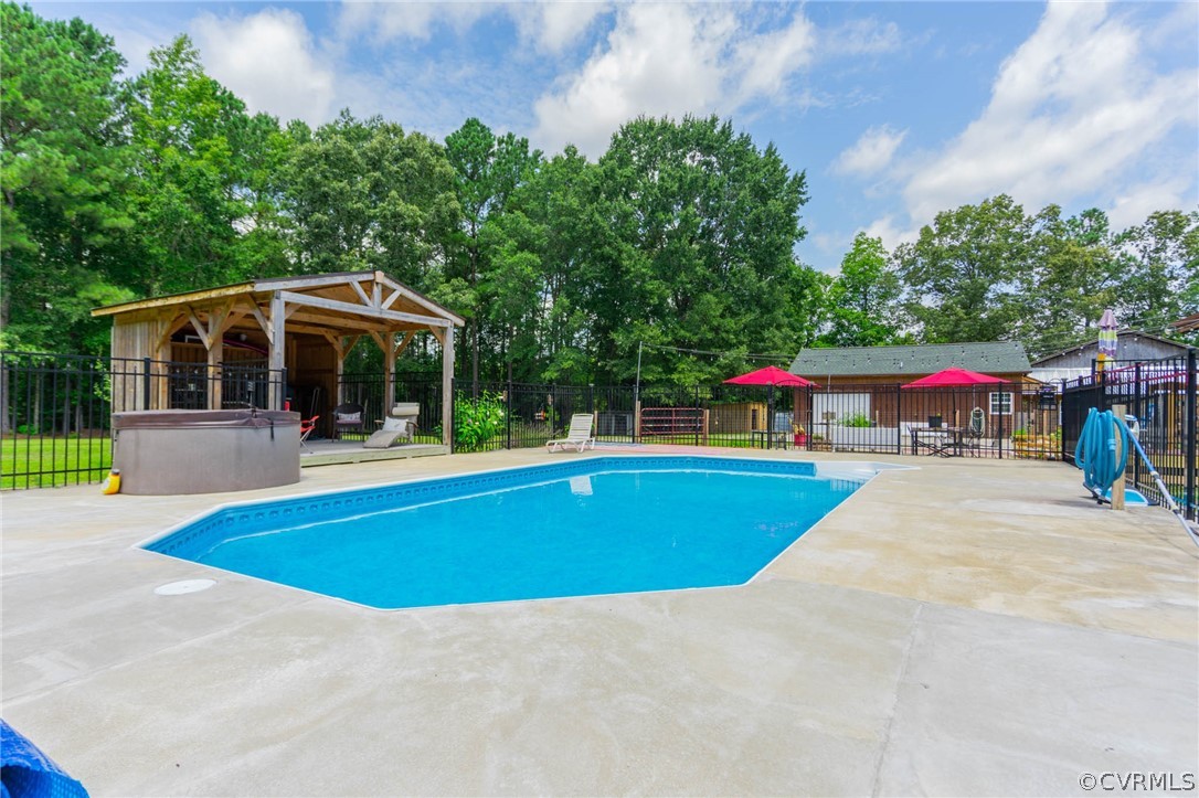 17000 Jolly Road Disputanta, VA 23842 - Photo 7 of 50 Pool is 3 feet in shallow end and 5 feet at deep e