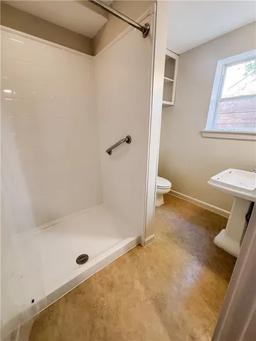 $2,000 | 633 Patterson Road, New Orleans, LA 70114