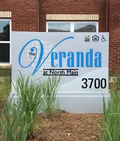 $752 | 3700 North Main Street, Columbia, SC 29203