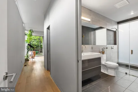 $1,575,000 | 7005 West Greenvale Parkway, Chevy Chase, MD 20815