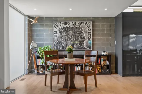 $1,575,000 | 7005 West Greenvale Parkway, Chevy Chase, MD 20815