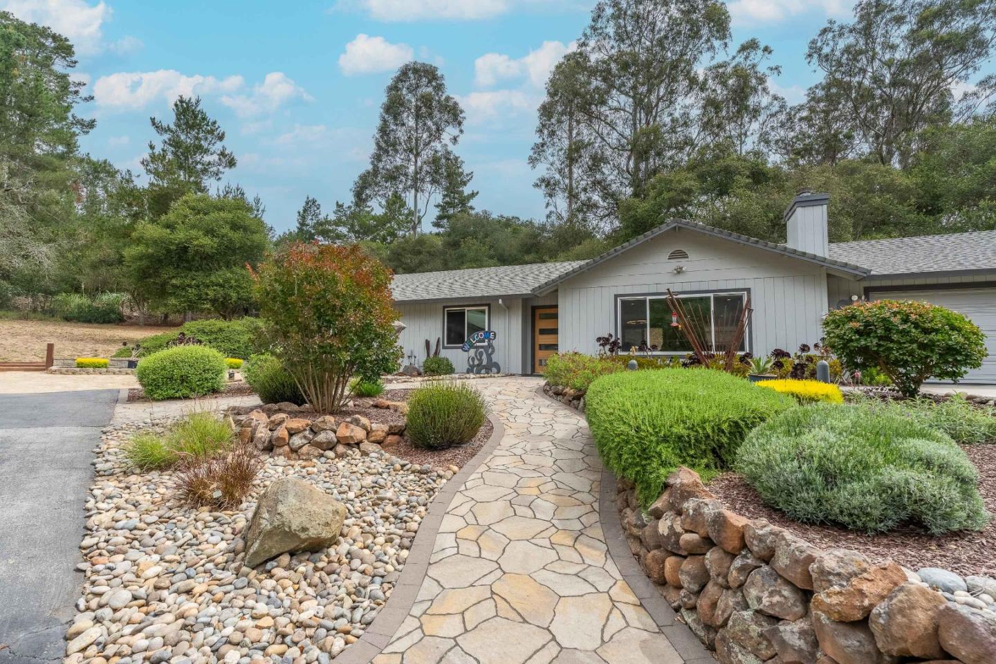 7310 Timeview Way Salinas, CA 93907 - Photo 3 of 58
