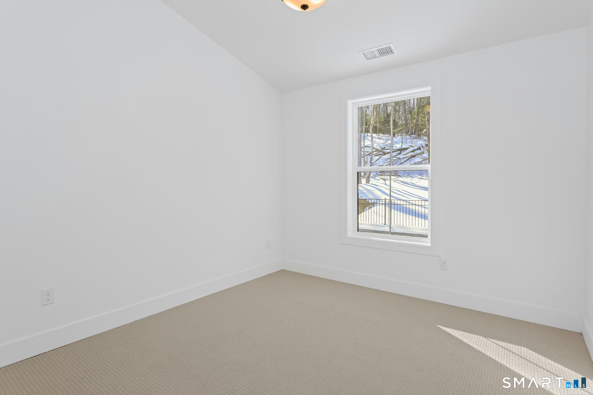 27 Bramble Way Brookfield, CT 06804 - Photo 21 of 26 an empty room with a window
