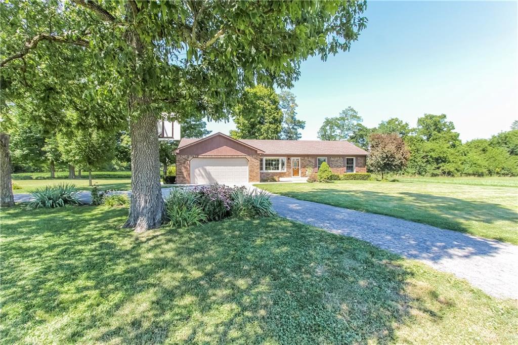 13721 Paddock Road Camby, IN 46113 - Photo 4 of 45 Gallery Image 4