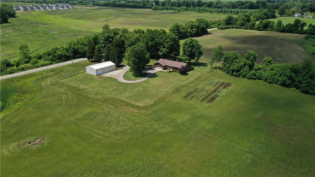 13721 Paddock Road Camby, IN 46113 - Photo 10 of 45 Gallery Image 10