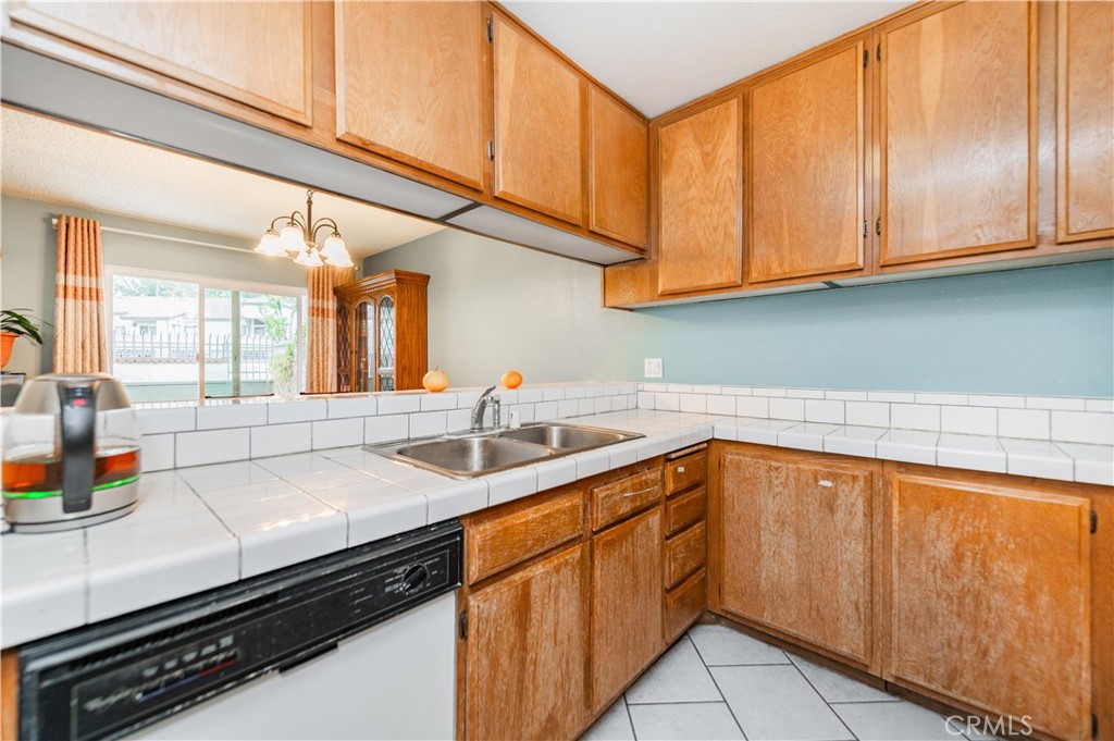 7 Town And Country Road Pomona, CA 91766 - Photo 12 of 29