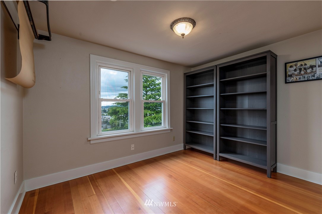 1413 Shattuck Avenue South Renton, WA 98055 - Photo 12 of 20 Gallery Image 12