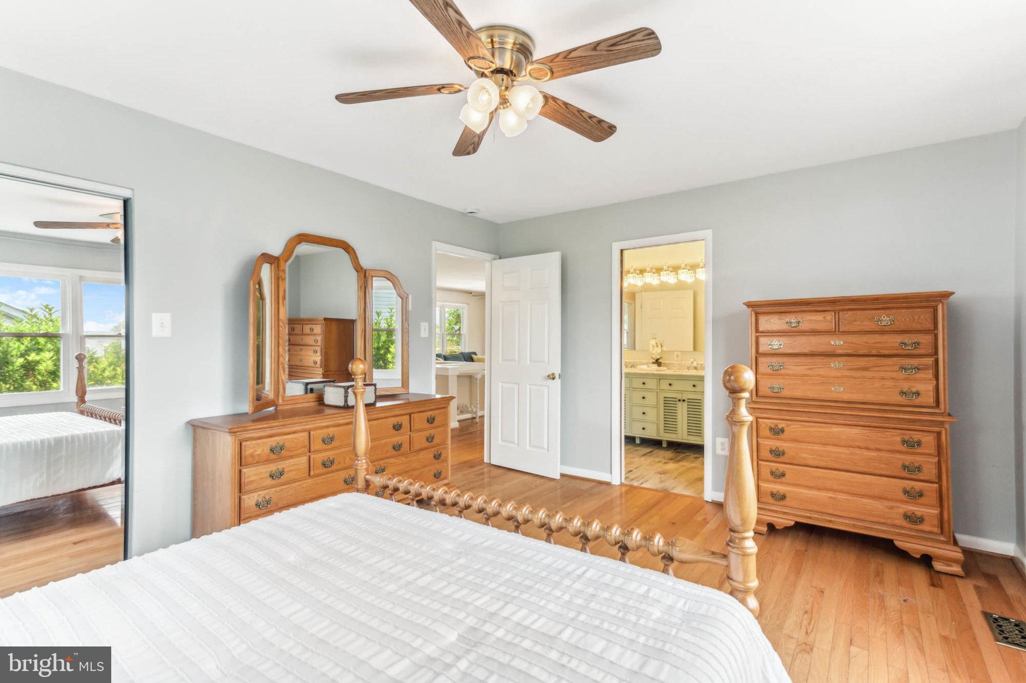 5117 Knoll Road Huntingtown, MD 20639 - Photo 25 of 46 Primary Bedroom