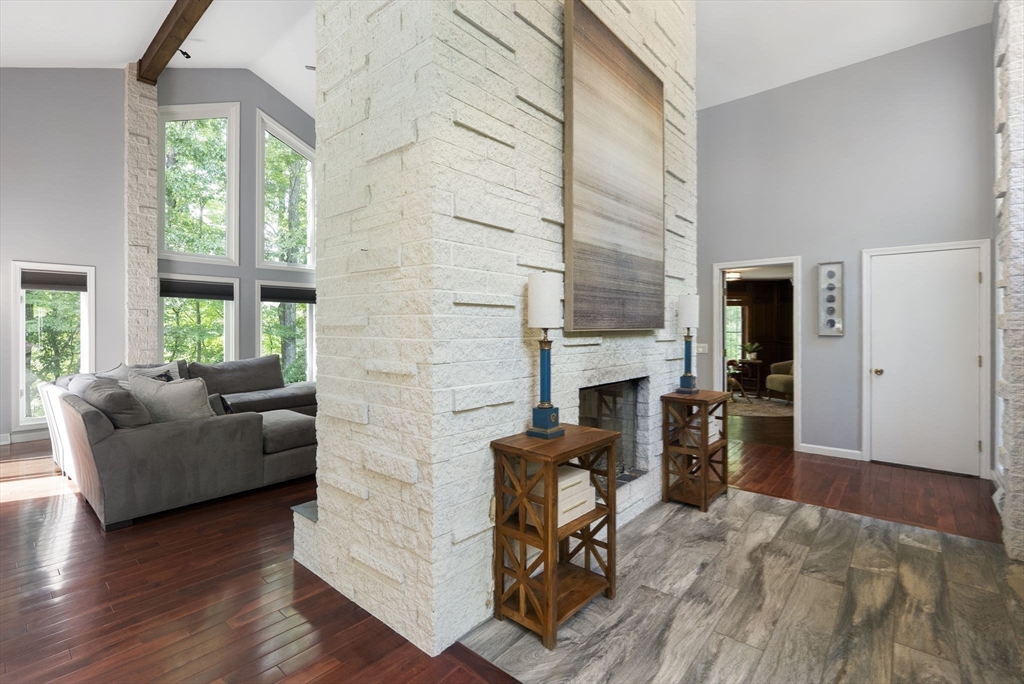 550 Wolf Swamp Road Longmeadow, MA 01106 - Photo 11 of 42