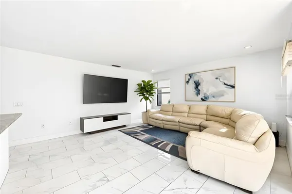 $600,000 | 6103 Crystal View Drive, Orlando, FL 32819