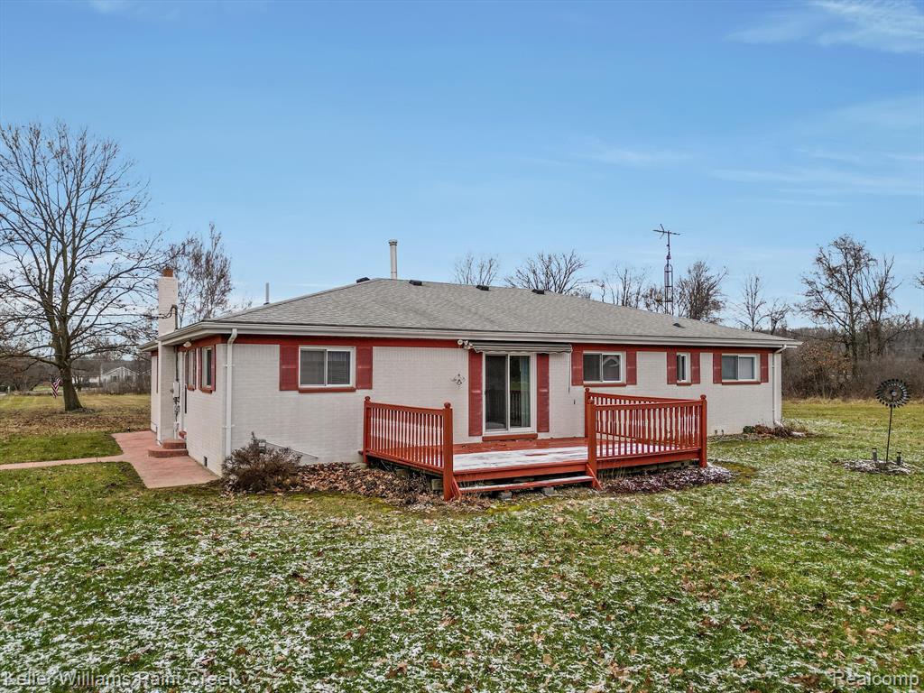 4075 Calkins Road Dryden, MI 48428 - Photo 4 of 47