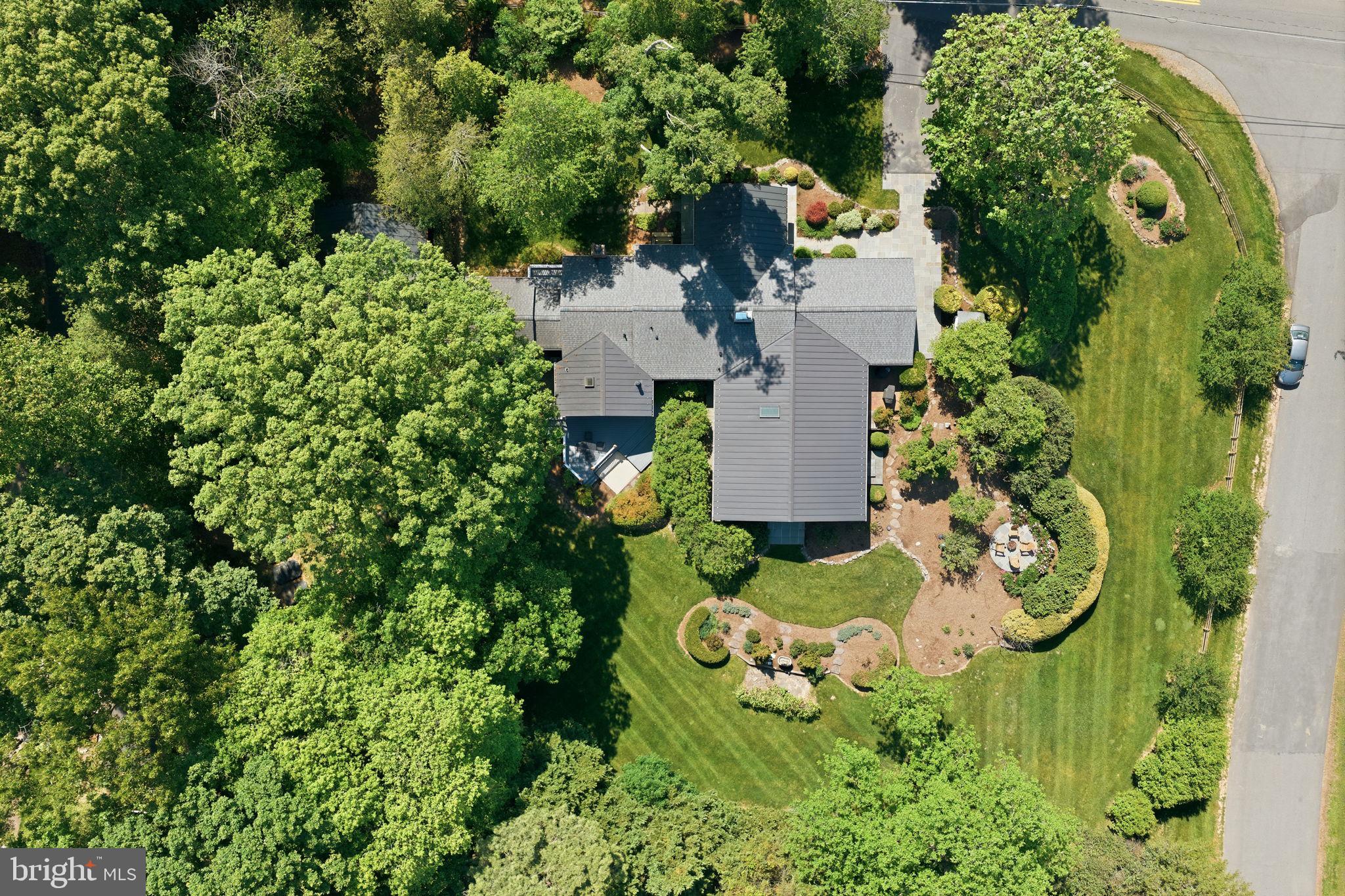 11744 Stuart Mill Road Oakton, VA 22124 - Photo 2 of 66 Gallery Image 2