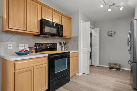 $335,000 | 525 Rolling Oak Drive, Round Rock, TX 78664