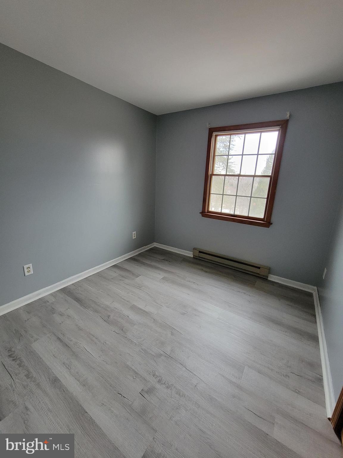 320 Troutman Road Collegeville, PA 19426 - Photo 10 of 21 an empty room with a window