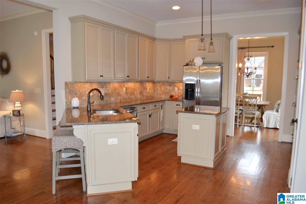 531 Greenbrier Way Birmingham, AL 35244 - Photo 12 of 49