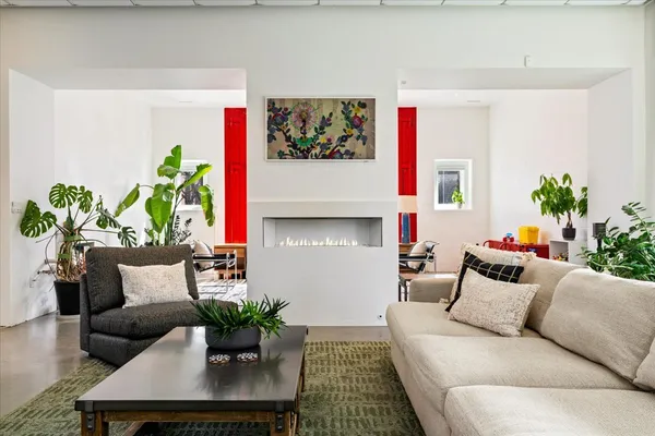 $1,899,000 | 2100 West Eastwood Avenue, Chicago, IL 60625