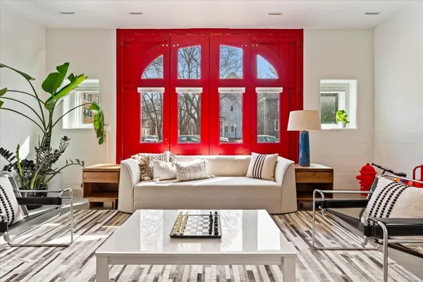 $1,899,000 | 2100 West Eastwood Avenue, Chicago, IL 60625