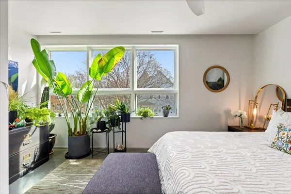 $1,899,000 | 2100 West Eastwood Avenue, Chicago, IL 60625
