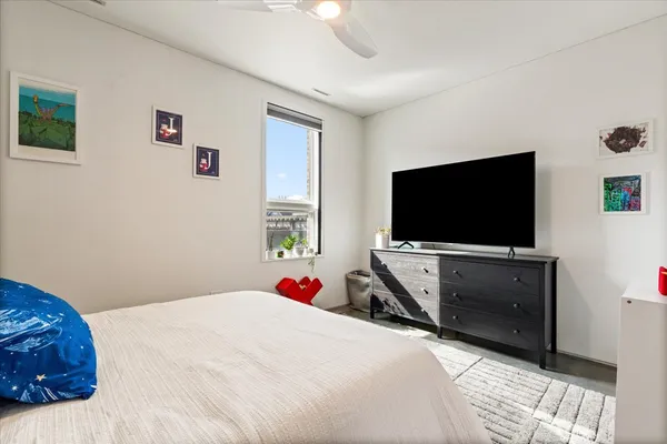 $1,899,000 | 2100 West Eastwood Avenue, Chicago, IL 60625