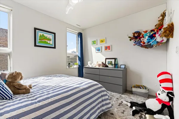$1,899,000 | 2100 West Eastwood Avenue, Chicago, IL 60625