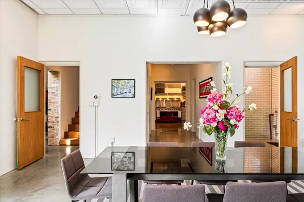 $1,899,000 | 2100 West Eastwood Avenue, Chicago, IL 60625