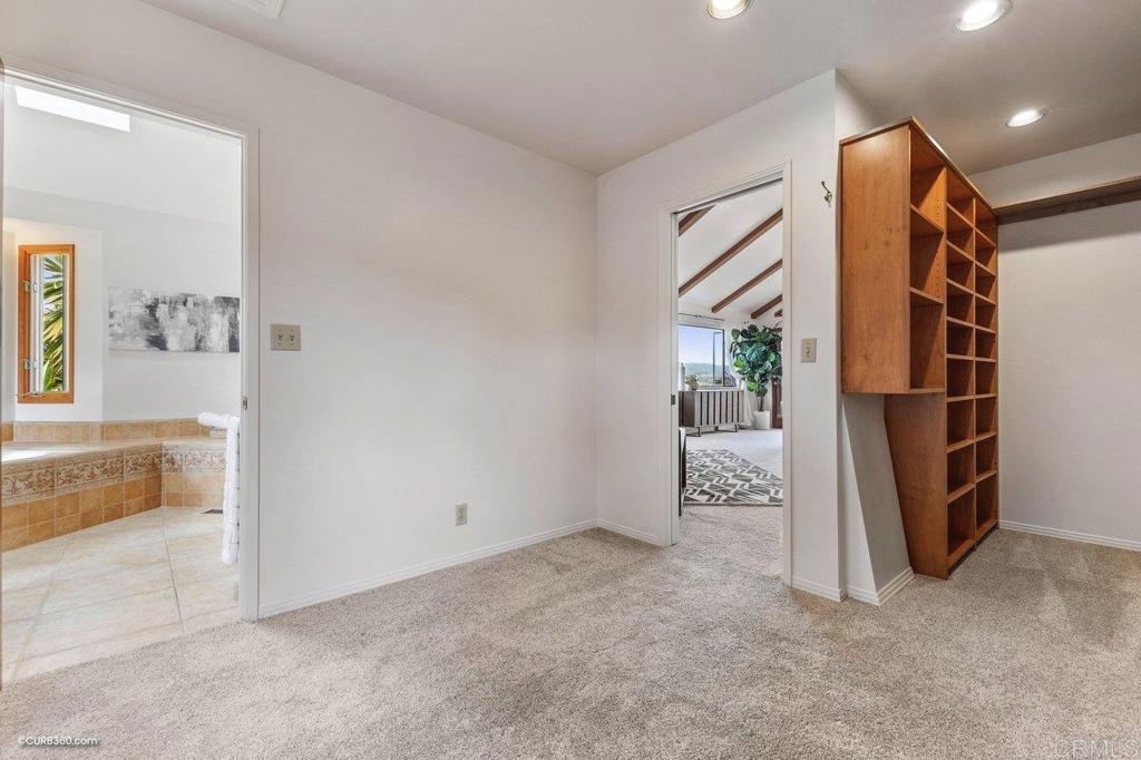 602 Sereno View Road Encinitas, CA 92024 - Photo 22 of 56 Primary custom walk-in closet