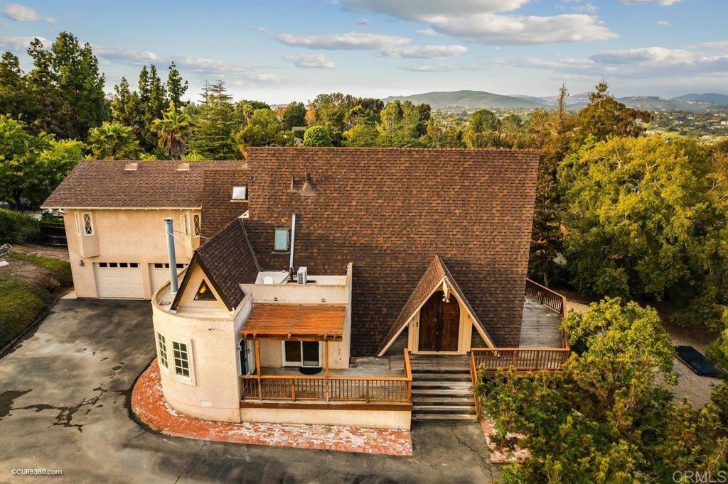 602 Sereno View Road Encinitas, CA 92024 - Photo 49 of 56 an aerial view of a house