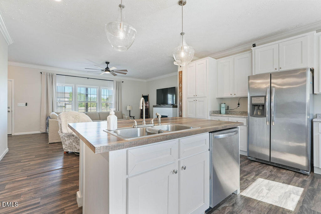 361 Camelia Road Benson, NC 27504 - Photo 14 of 41
