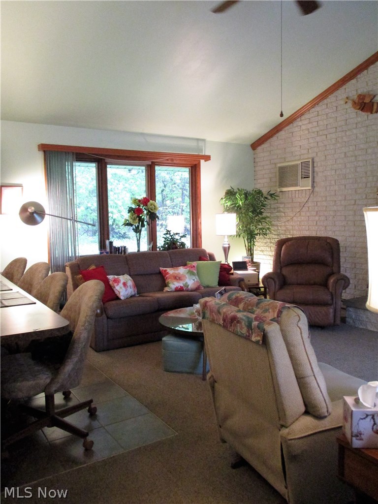 1039 Middle Road Conneaut, OH 44030 - Photo 9 of 35