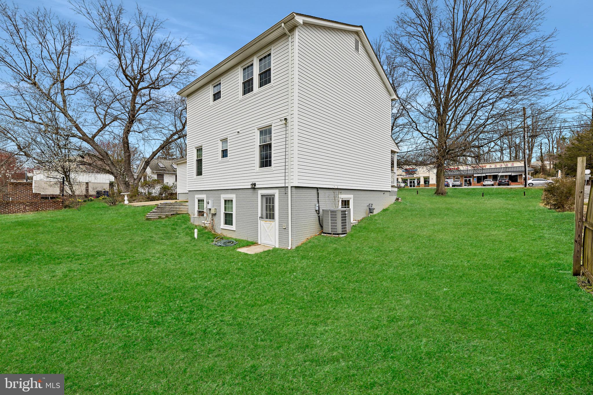 4712 Backlick Road Annandale, VA 22003 - Photo 31 of 37 Gallery Image 31