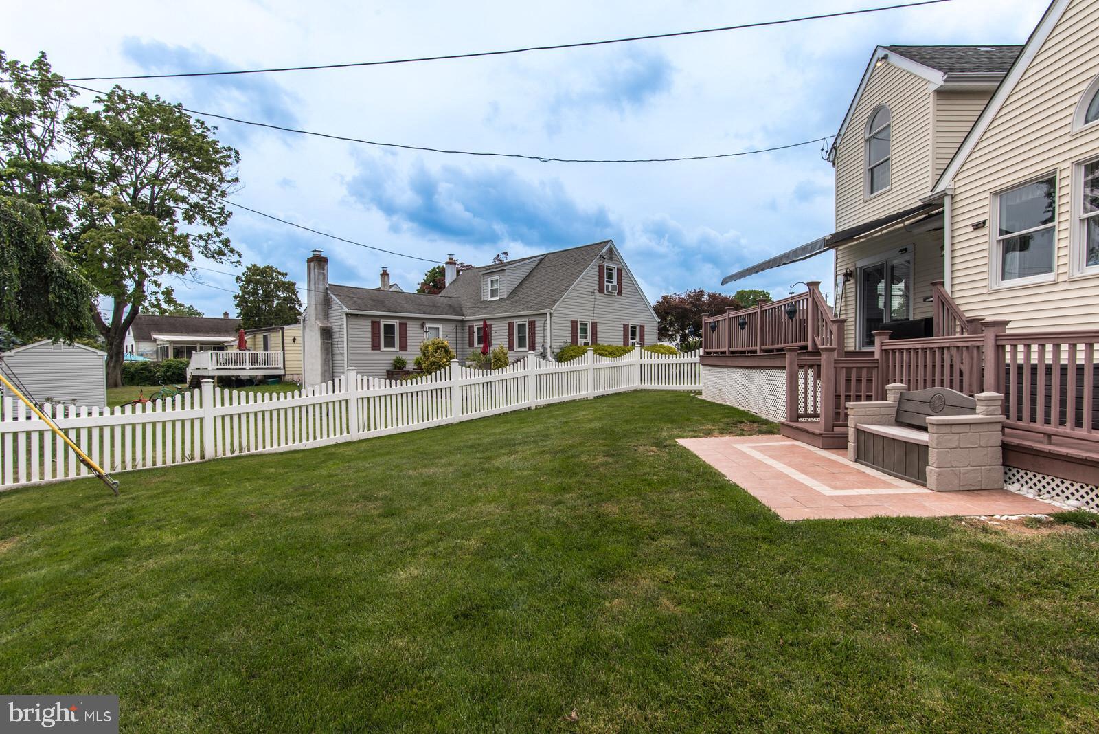 518 Stewart Road Hatboro, PA 19040 - Photo 90 of 103 Well manicured