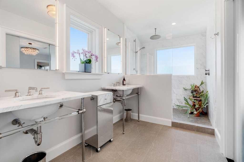 5 Redstone Lane Marblehead, MA 01945 - Photo 25 of 37 a bathroom with a sink and a mirror